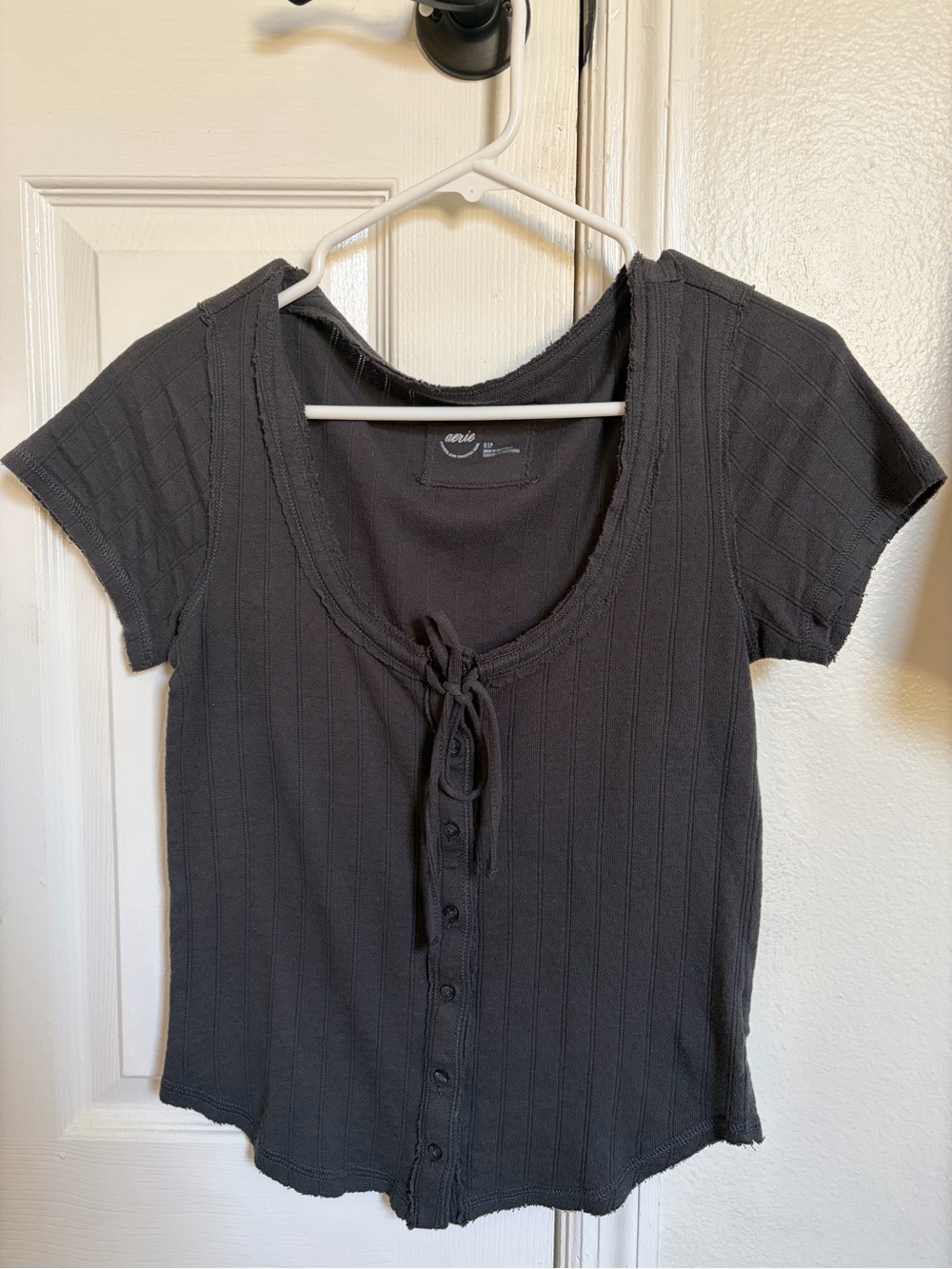 aerie Black Ribbed Scoop Tie-Front Button Short Sleeve Tee